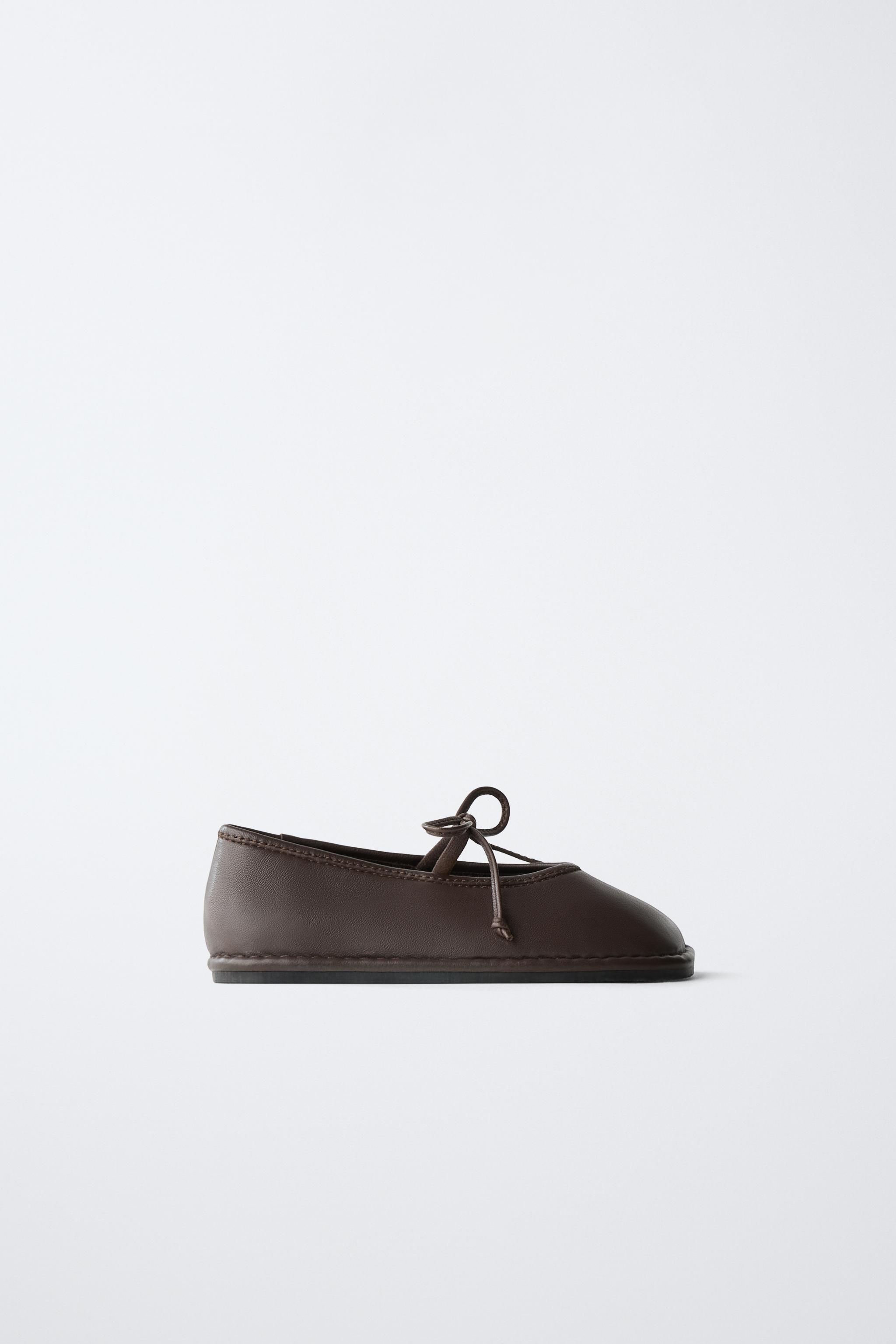 BALLERINES EN CUIR