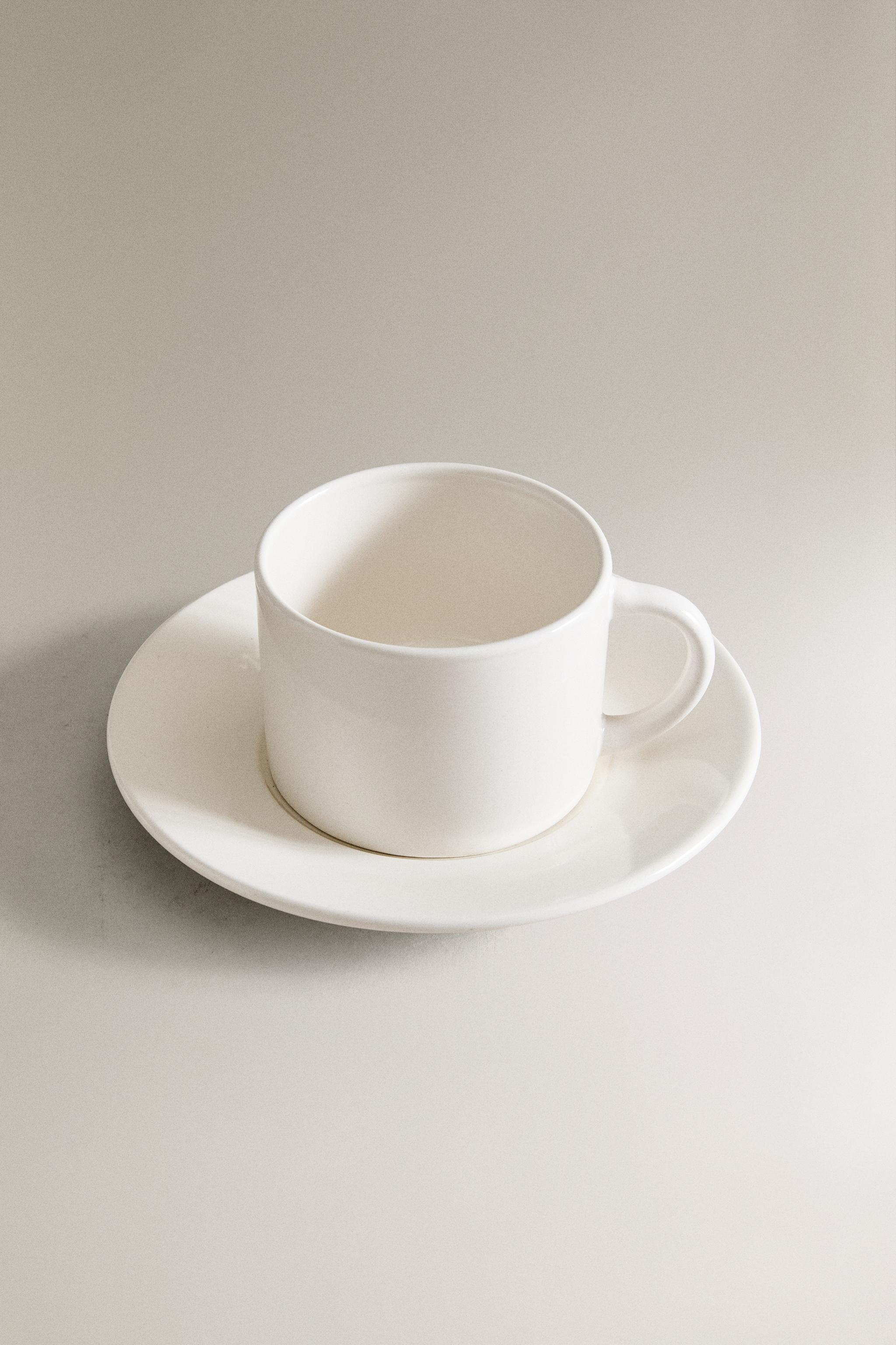 STONEWARE TEACUP — White