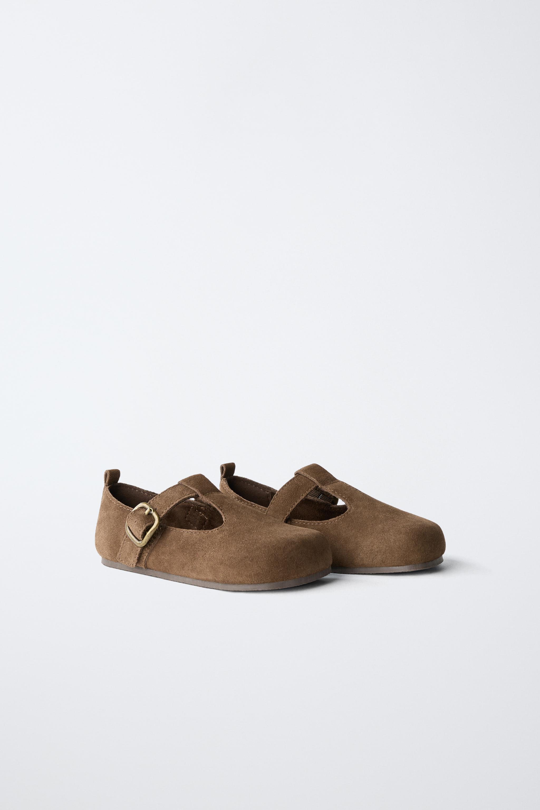 LEATHER CLOGS — Brown