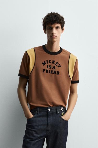 CAMISETA CONTRASTE TEXTO HARRY LAMBERT FOR ZARA X DISNEY - Marrón de Zara