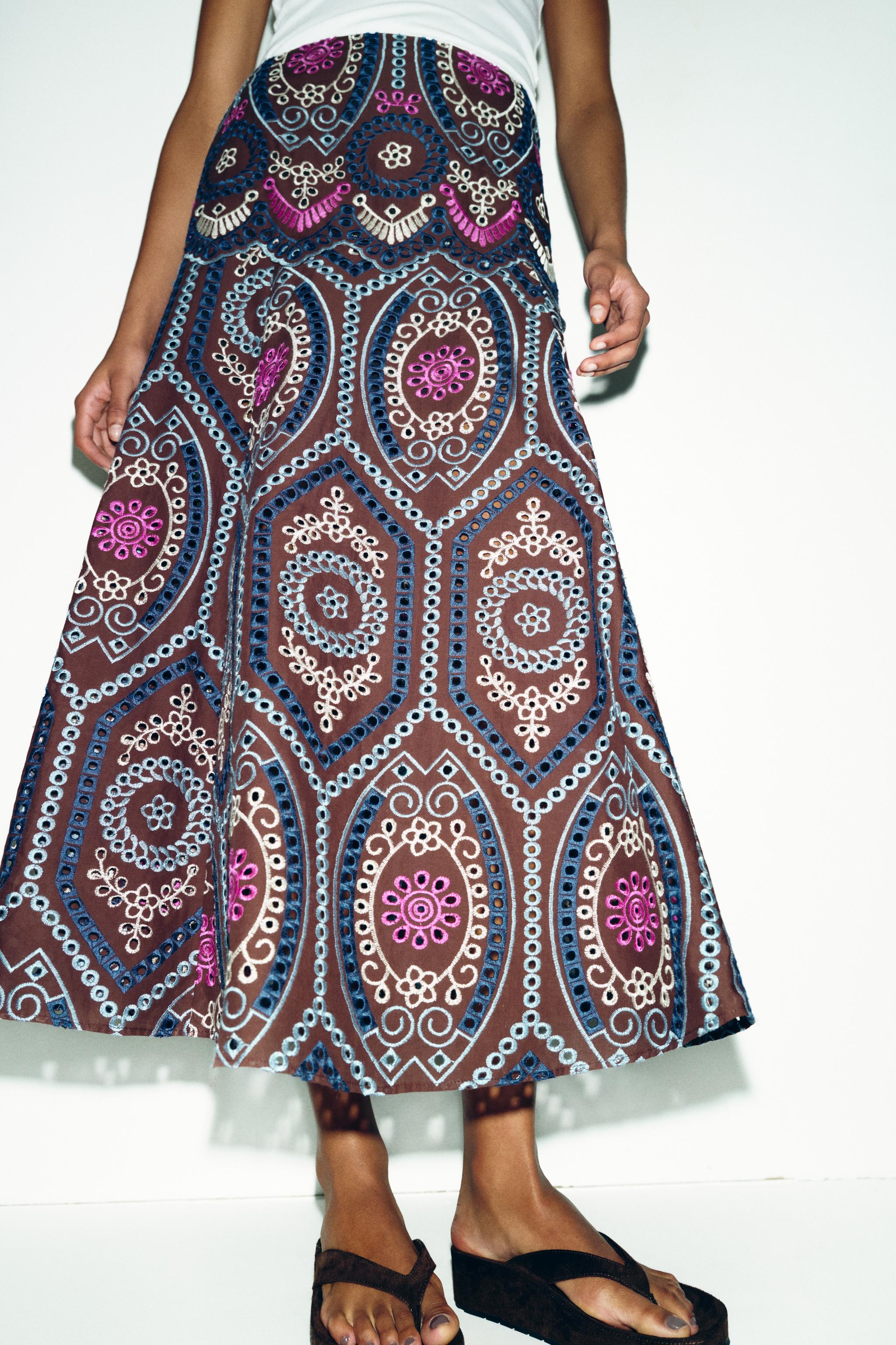 EMBROIDERED EYELET MIDI SKIRT