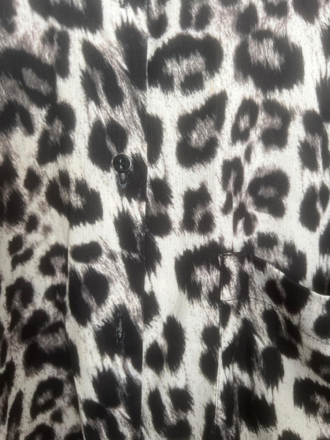 LEOPARD PRINT OVERSIZED BLOUSE - Image 3