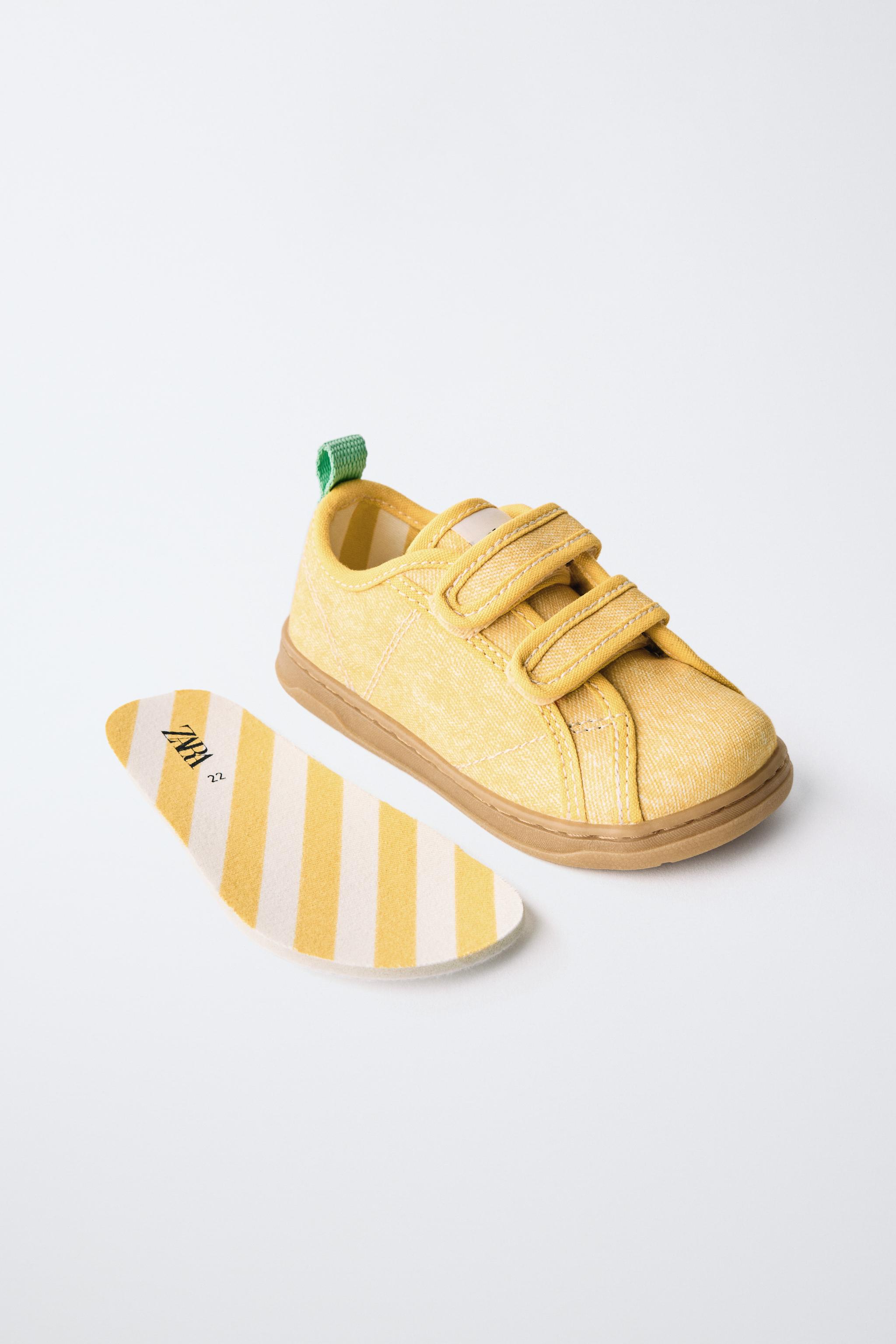 BAREFOOT SNEAKERS