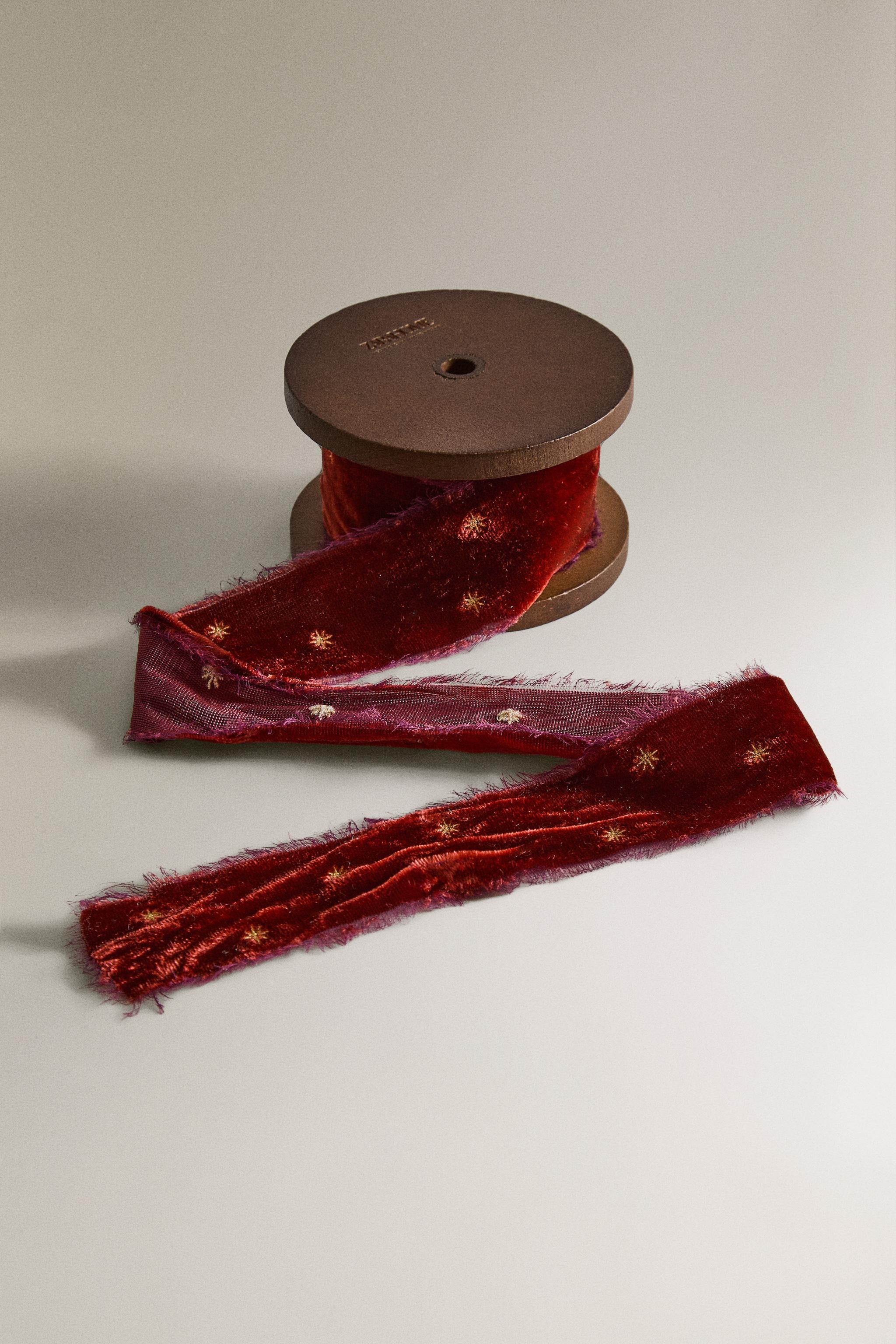 EMBROIDERED VELVET CHRISTMAS GIFT WRAPPING RIBBON