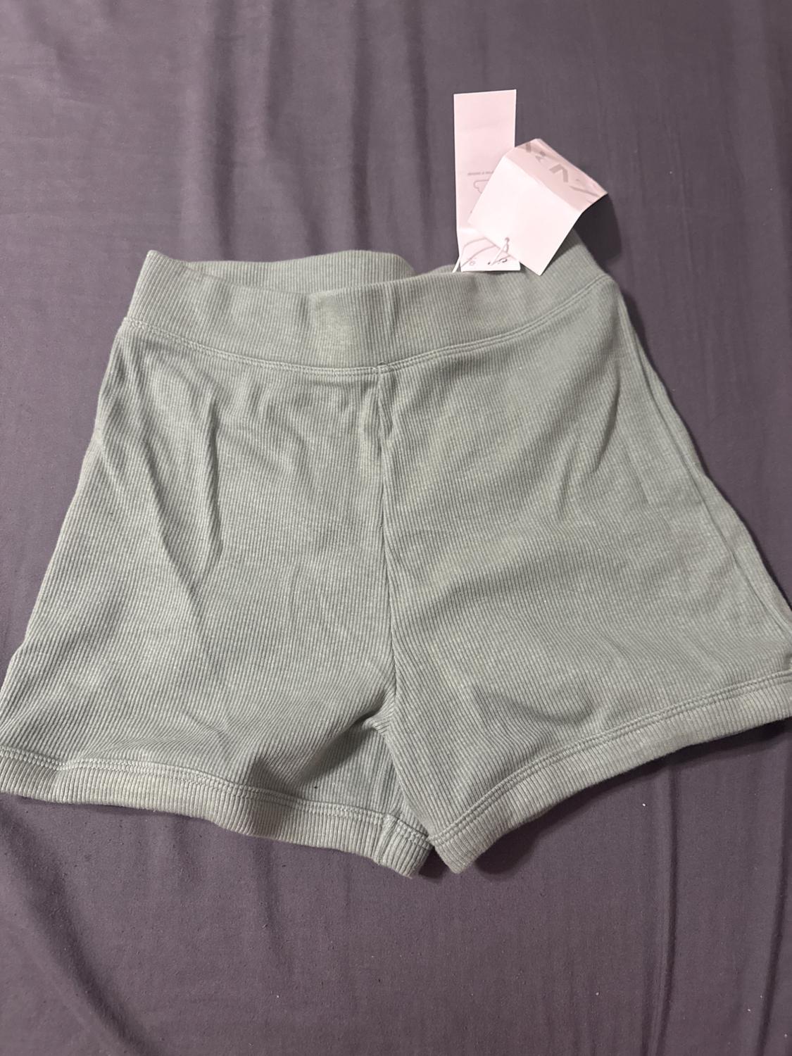 RIBBED SHORTS