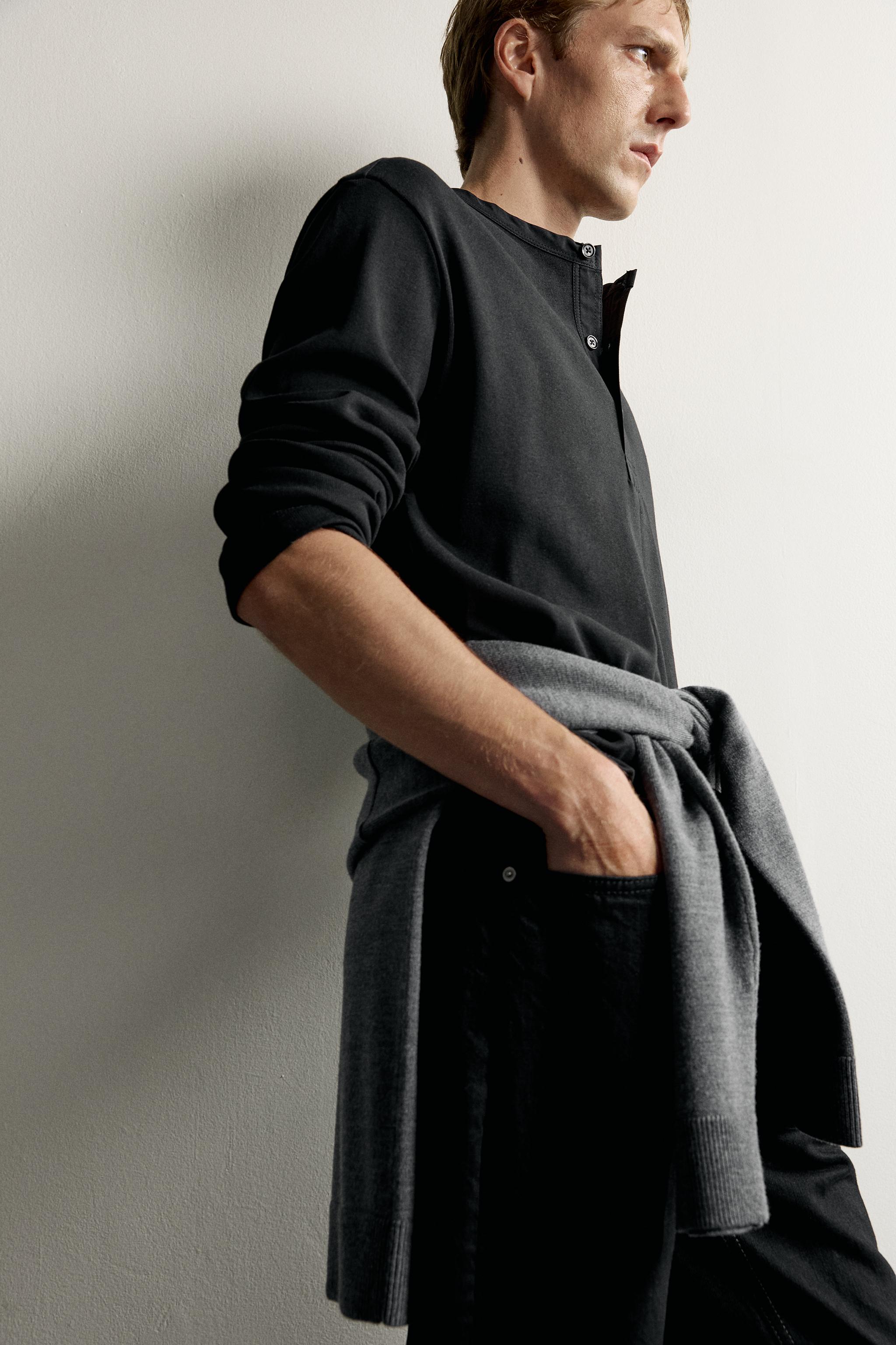 RELAXED FIT HENLEY T-SHIRT