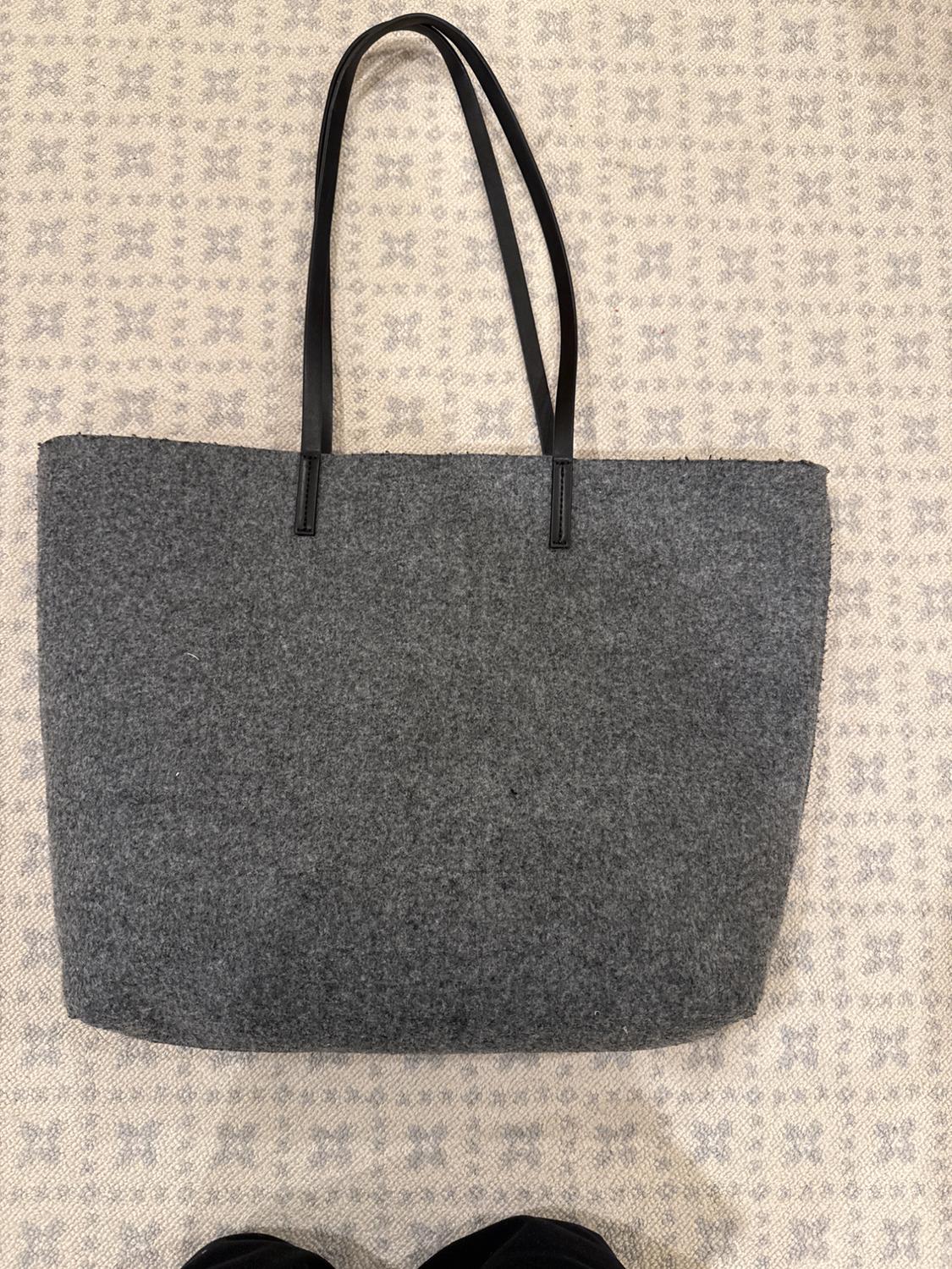 GRAY FELT BAG - Image 2