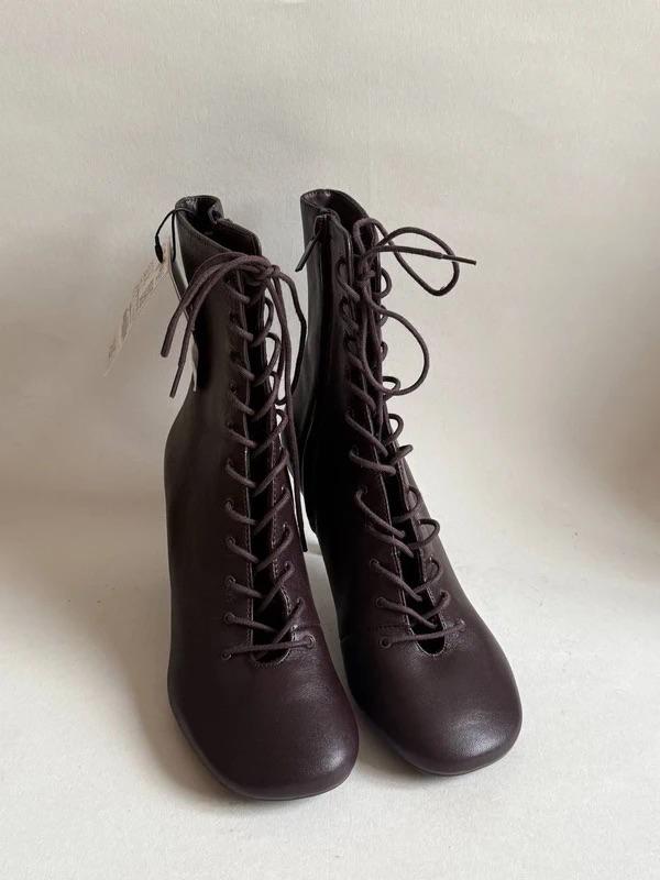 LEATHER KITTEN ANKLE BOOTS - Image 2