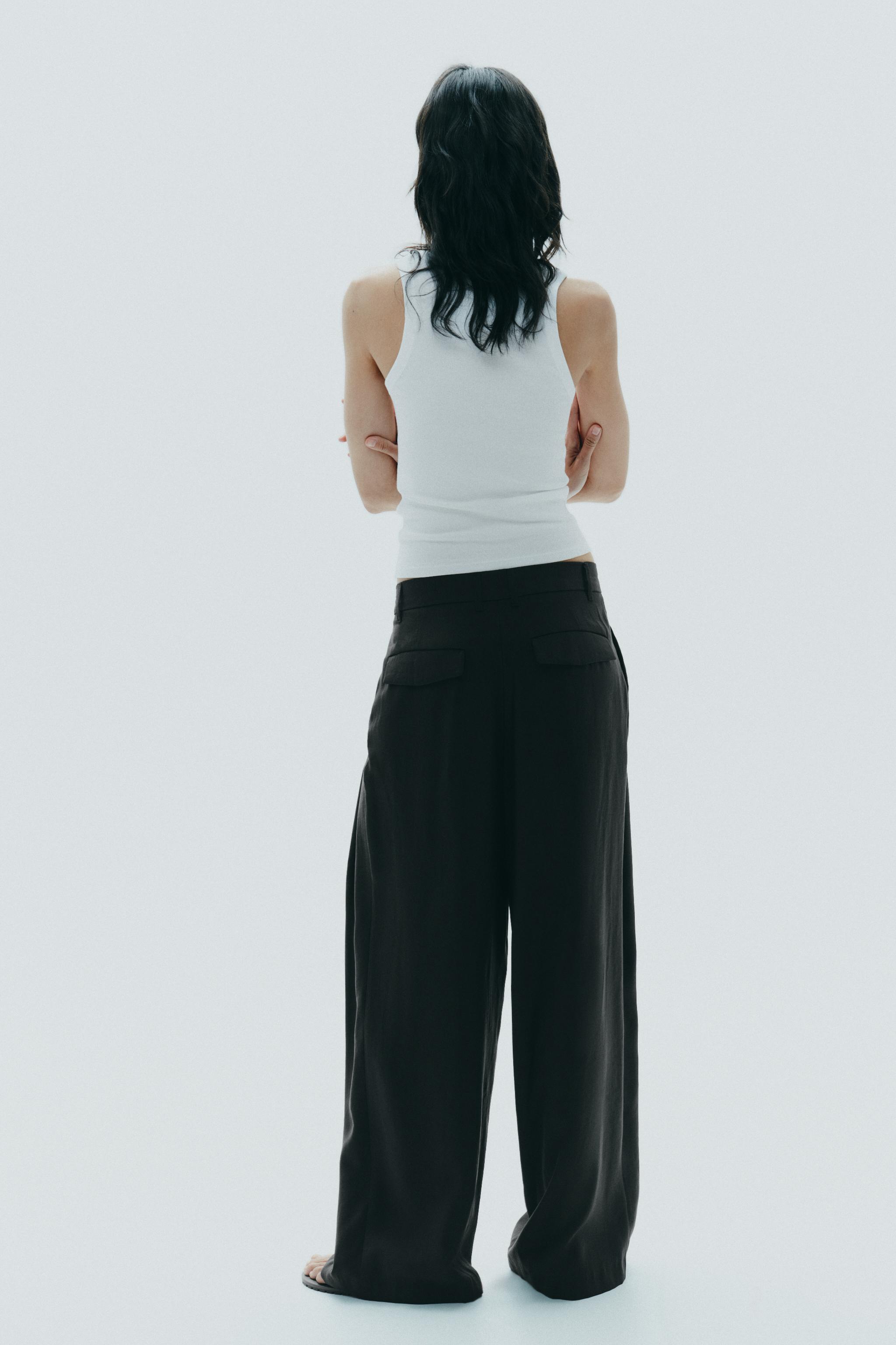 【ZARA】ダブルプリーツフラップパンツ | 4661/439/800 DOUBLE PLEAT FLAP PANTS - Black | ZARA Canada
