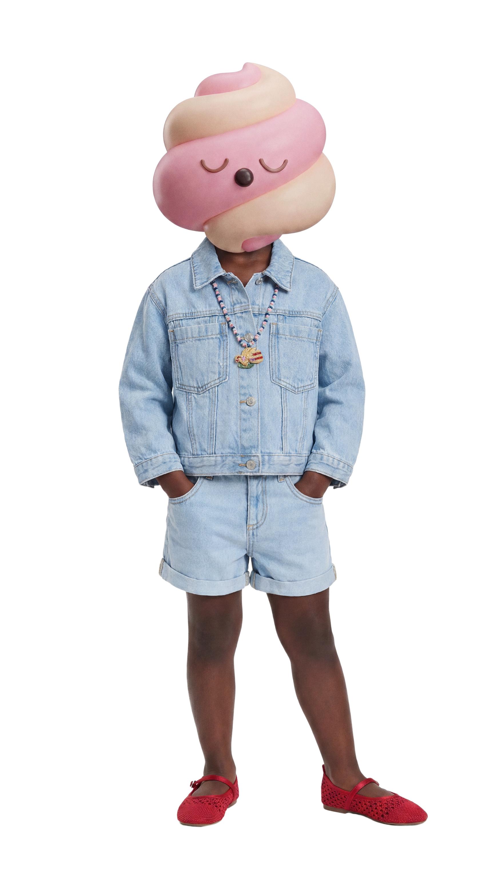 BASIC DENIM JACKET — Light blue