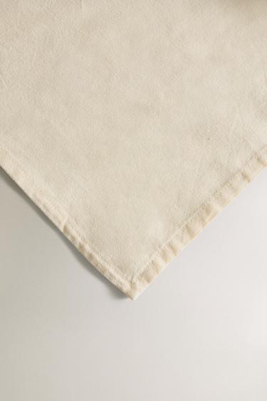 NAPPE BRODERIE LANGOUSTE - Écru / Rouge de Zara - Image 2