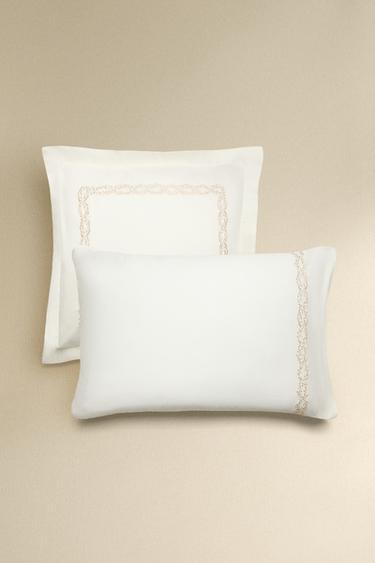 EMBROIDERED SATEEN PILLOWCASE - Cava by Zara