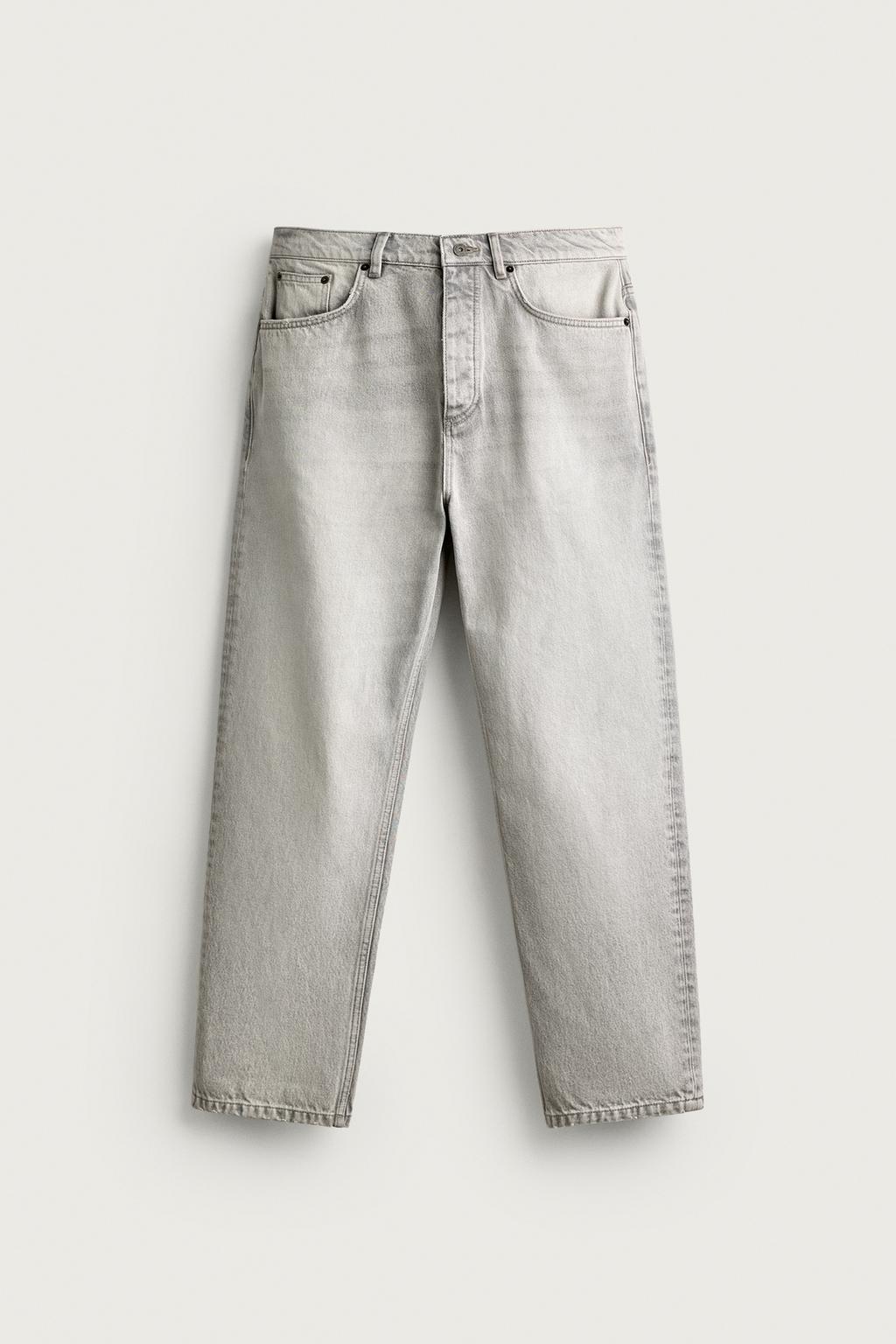 STRAIGHT ANKLE-FIT JEANS