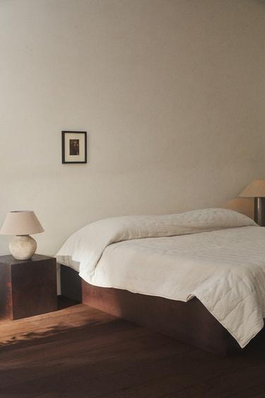 LINEN AND COTTON QUILTED BEDSPREAD - Ecru by Zara