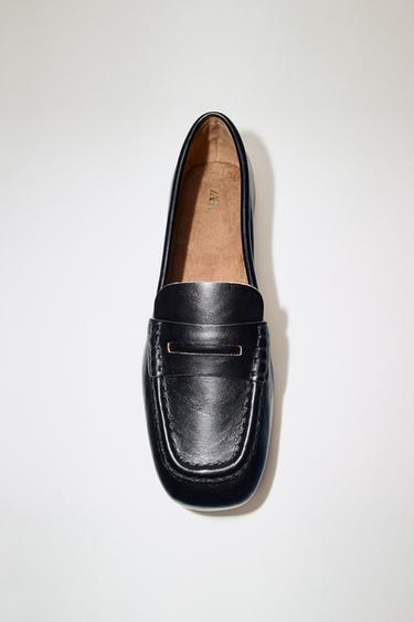 LEATHER LOAFERS WITH SQUARE TOE - Black by Zara