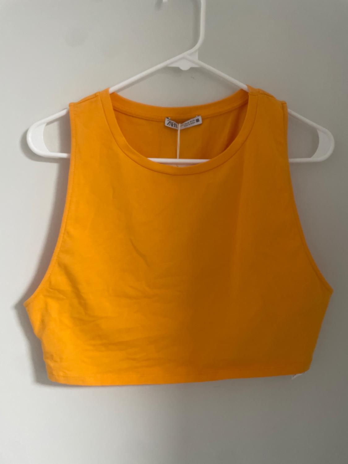 CAMISETA BORDADOS