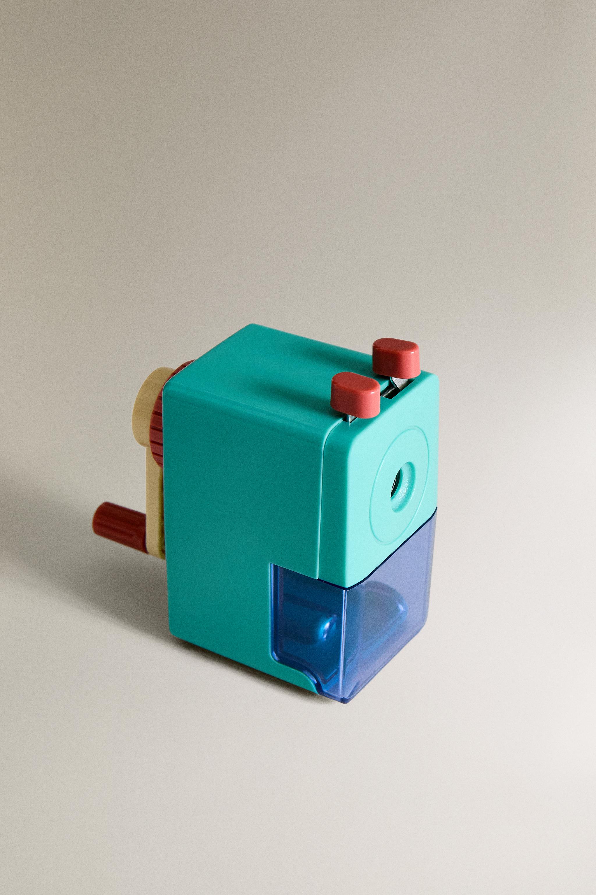 KIDS' DESK CRANK SHARPENER — Multicolored