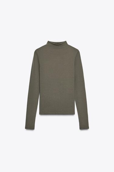 CAMISETA CUELLO ALTO - Verde medio de Zara