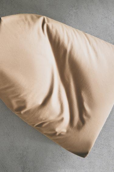 コットン プフクッションベージュZaraのコットン プフクッション - ベージュ 