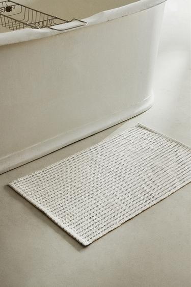 BATH MAT WITH TOPSTITCHED LINES - Ecru / Black by Zara