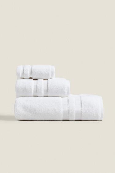 Zaras EXTRA MJUK BADHANDDUK MED DUBBEL BÅRD - Vit