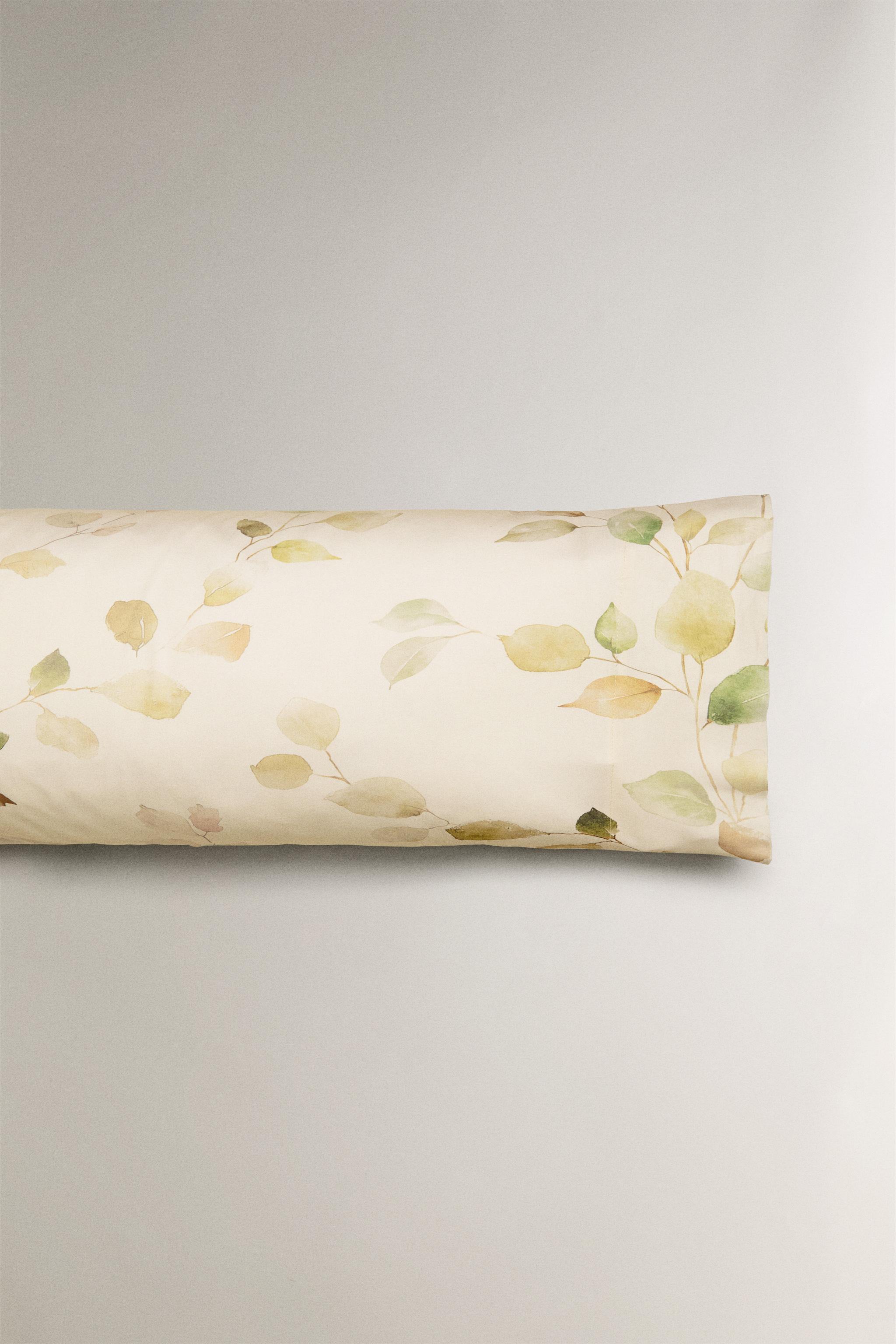 SATEEN PILLOWCASE WITH LEAF PRINT
