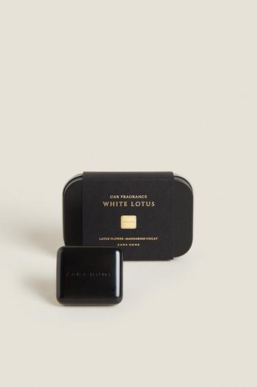 WHITE LOTUS CAR AIR FRESHENER — Intense red 1