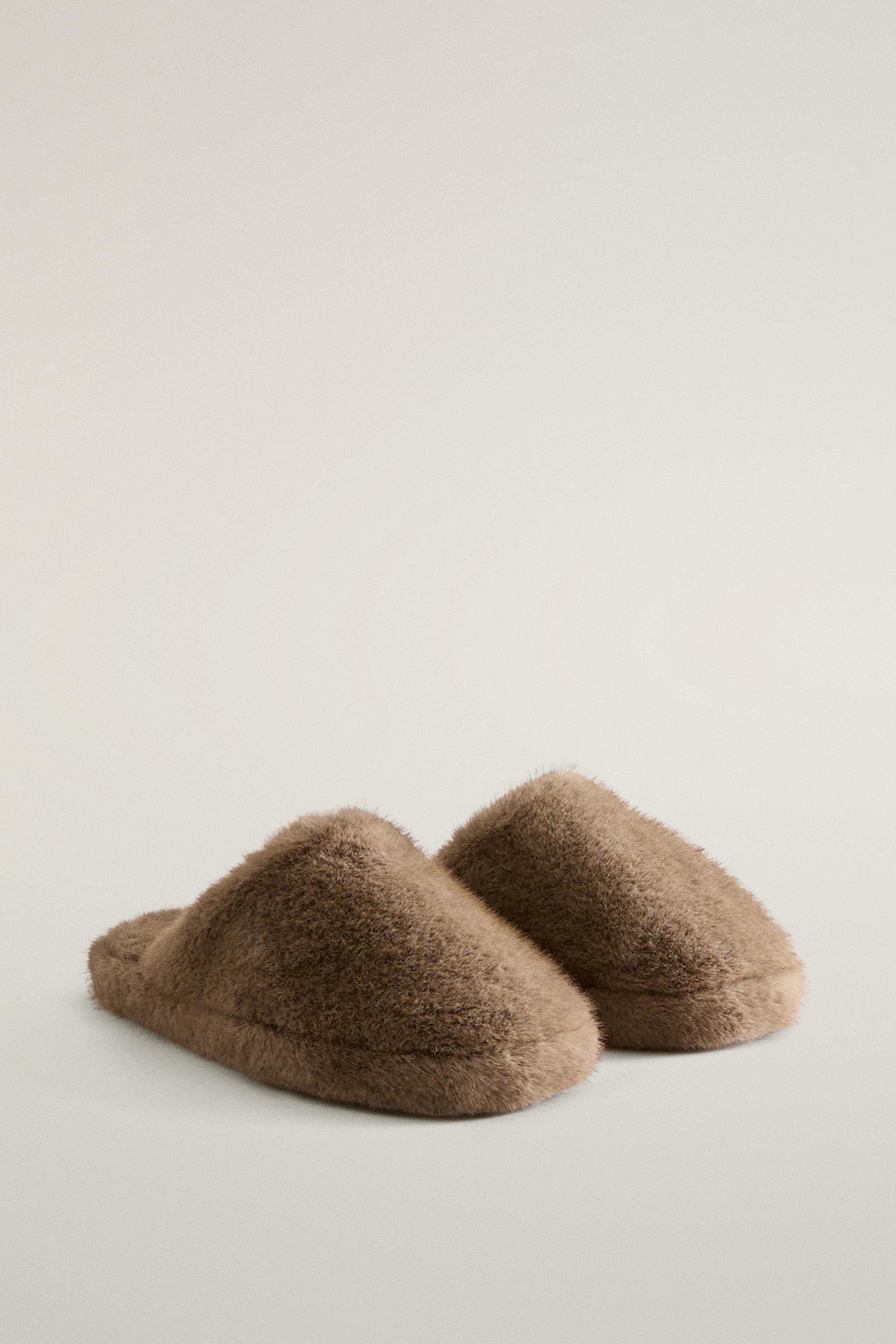 FAUX FUR MULE SLIPPERS