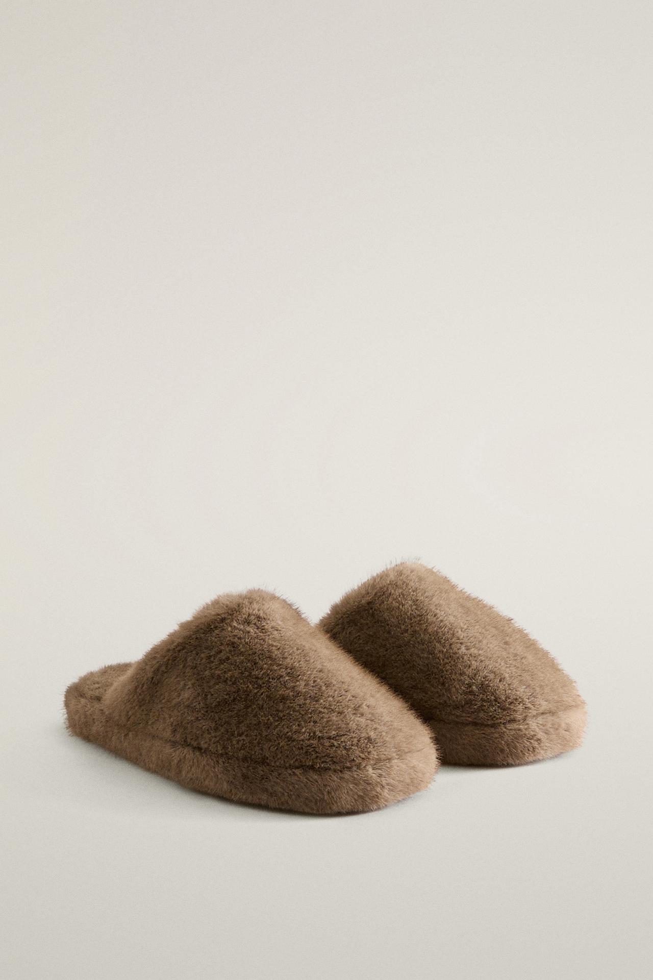 FAUX FUR MULE SLIPPERS — Taupe Gray