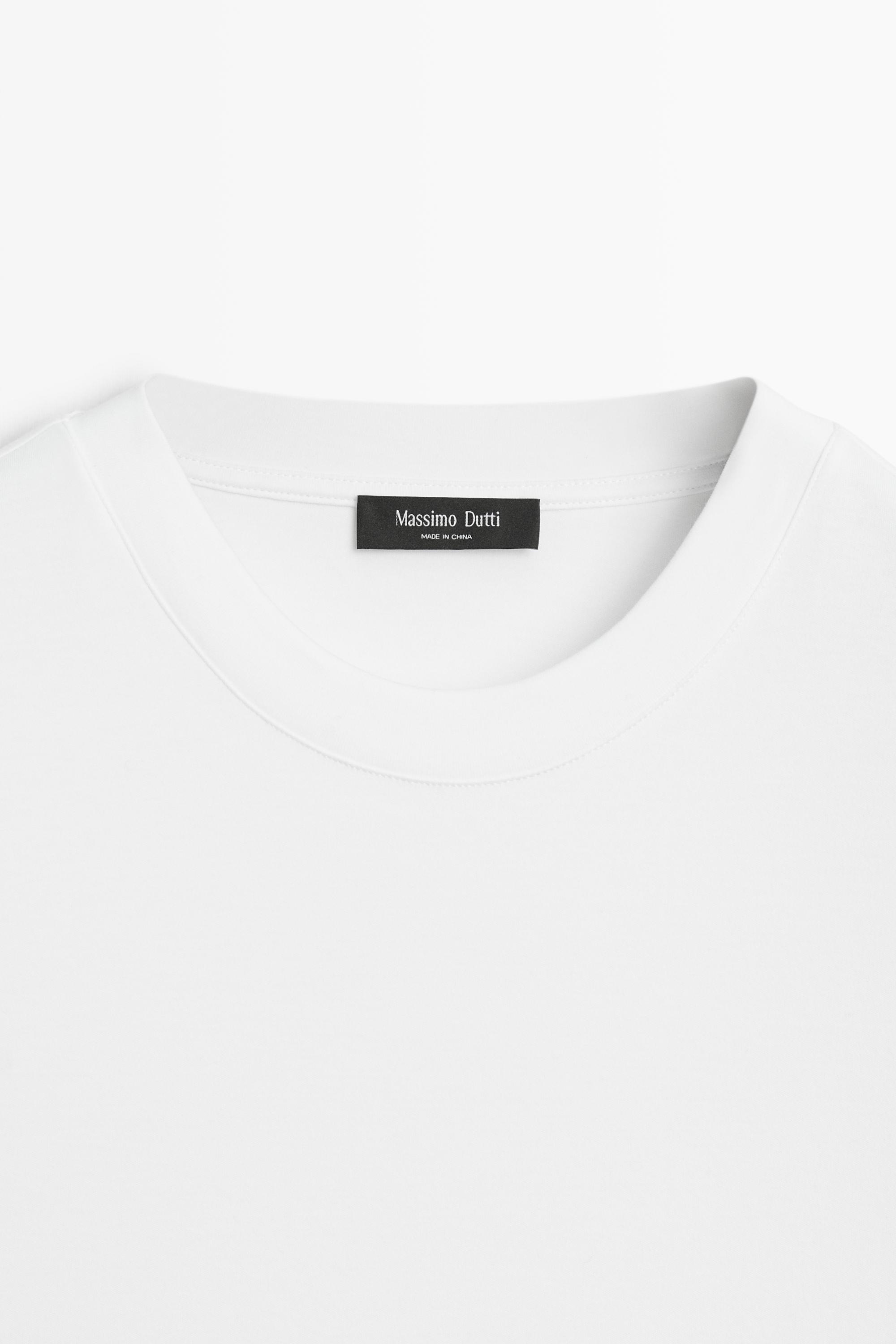 T-shirt manches courtes détail couture