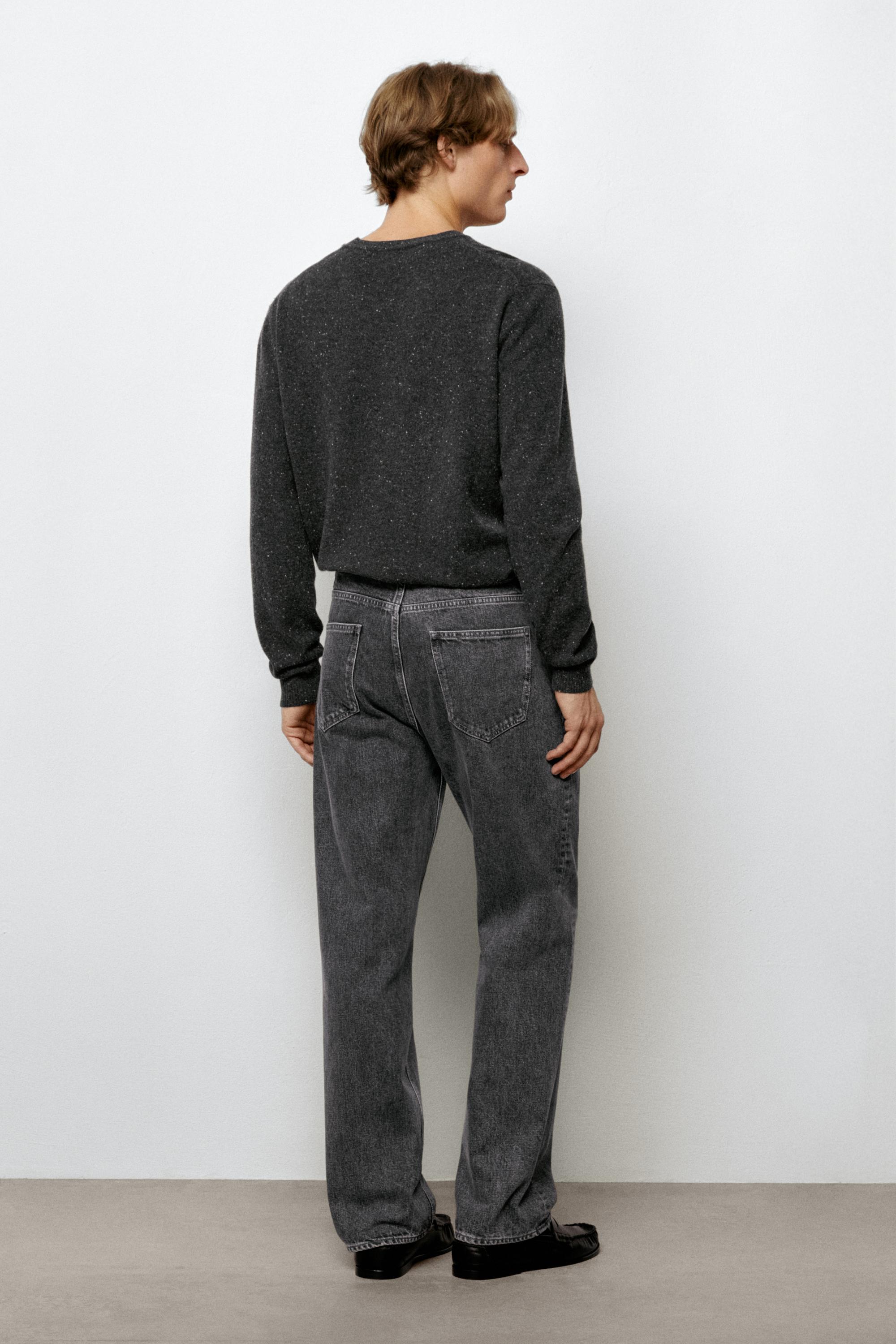 Straight-leg jeans