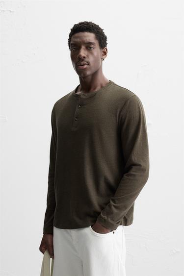 COTTON-LINEN T-SHIRT WITH BUTTON NECK - Dark green by Zara