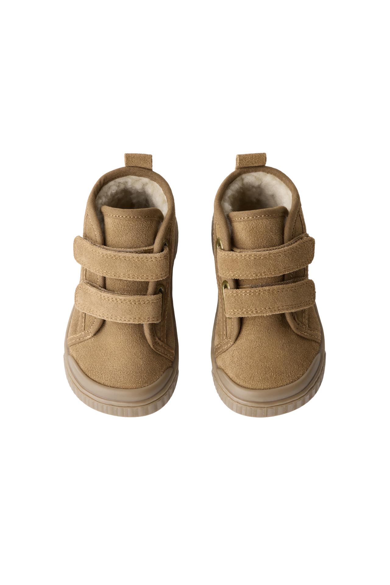 LEATHER LINED BAREFOOT SNEAKER BOOTS — Brown
