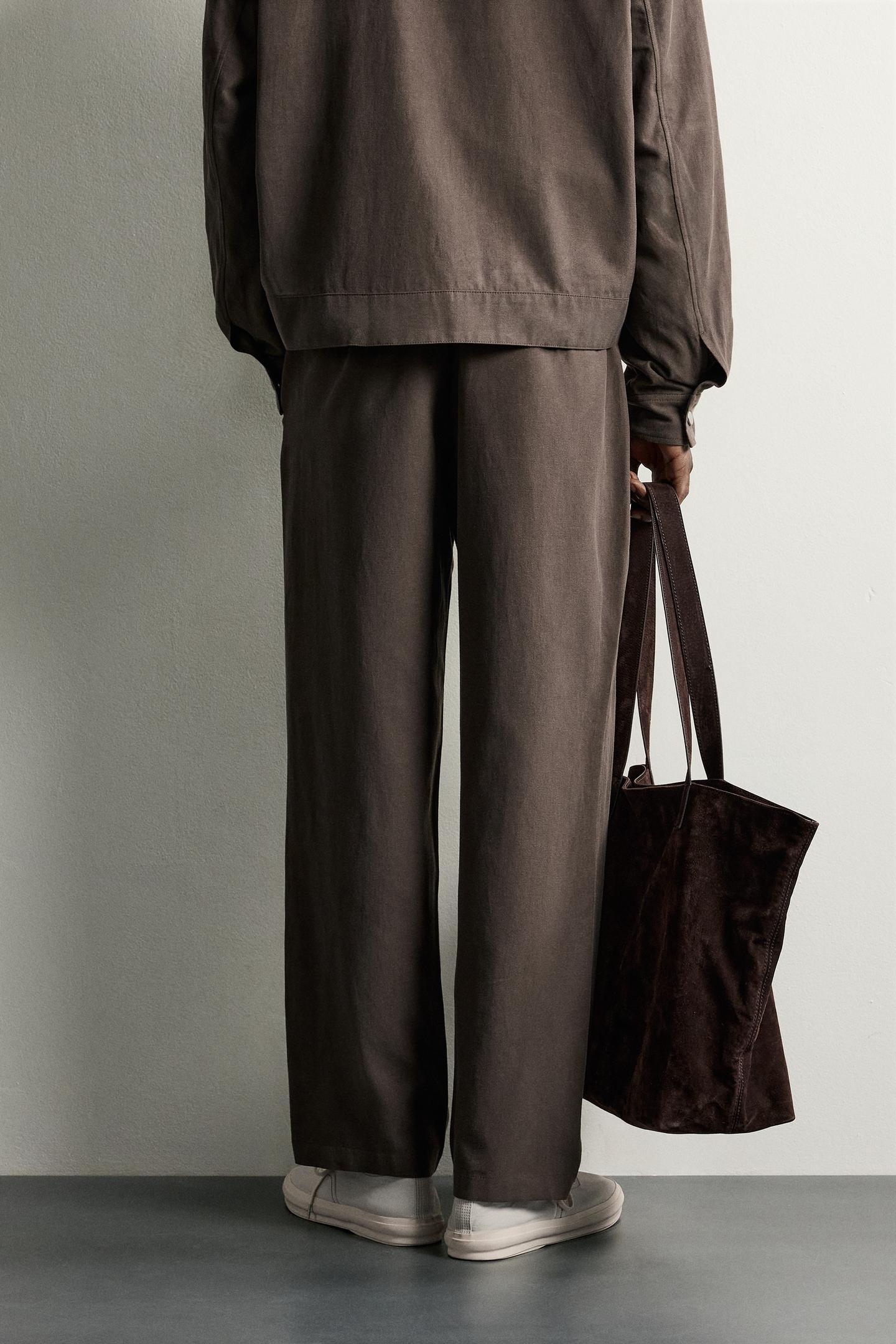 Мужские брюки Zara Relaxed Fit Pleated, цвет: Коричневый — фото 3
