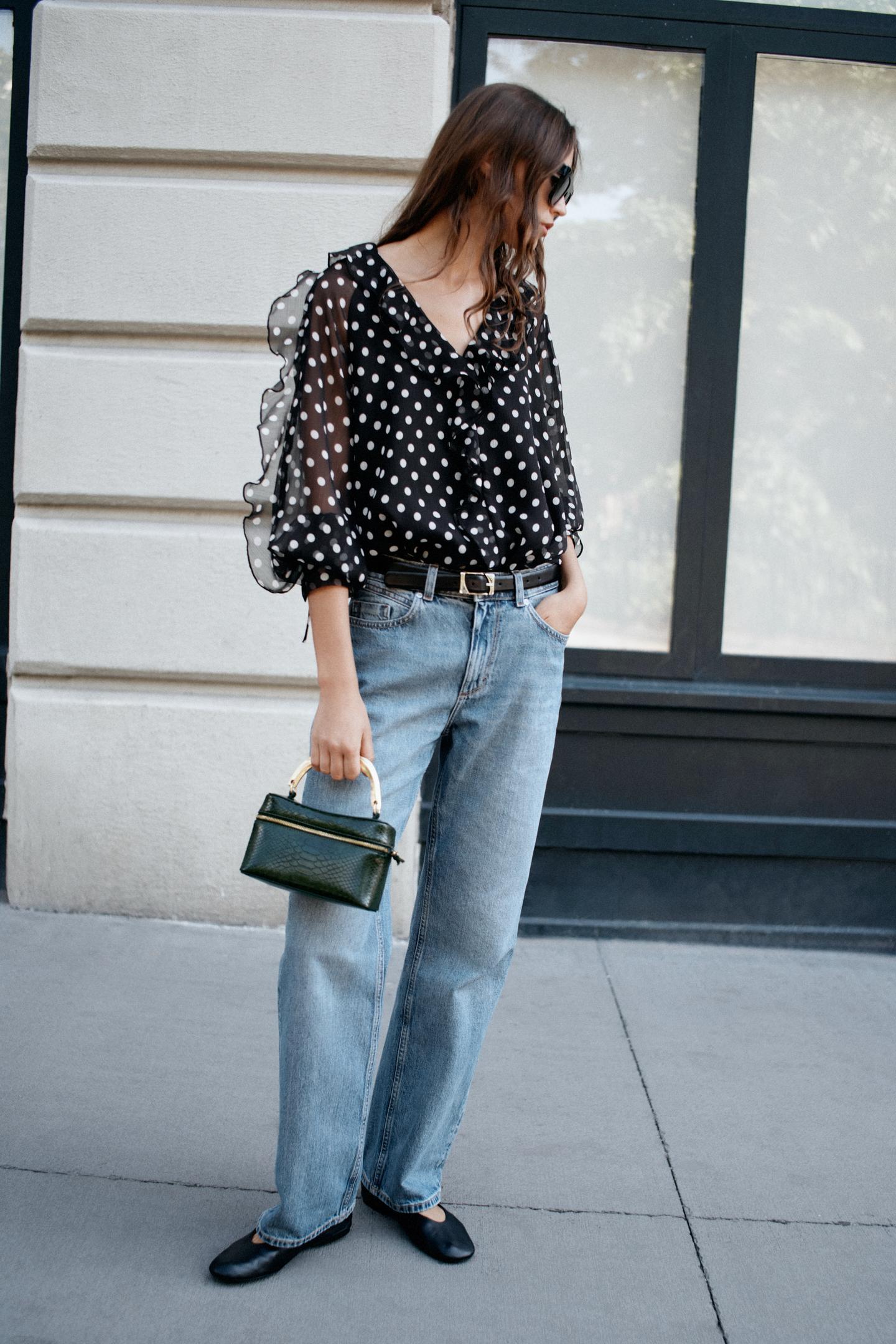 Женская блузка Zara Polka Dot Ruffle Blouse, цвет: Чёрный / Экрю — фото 2