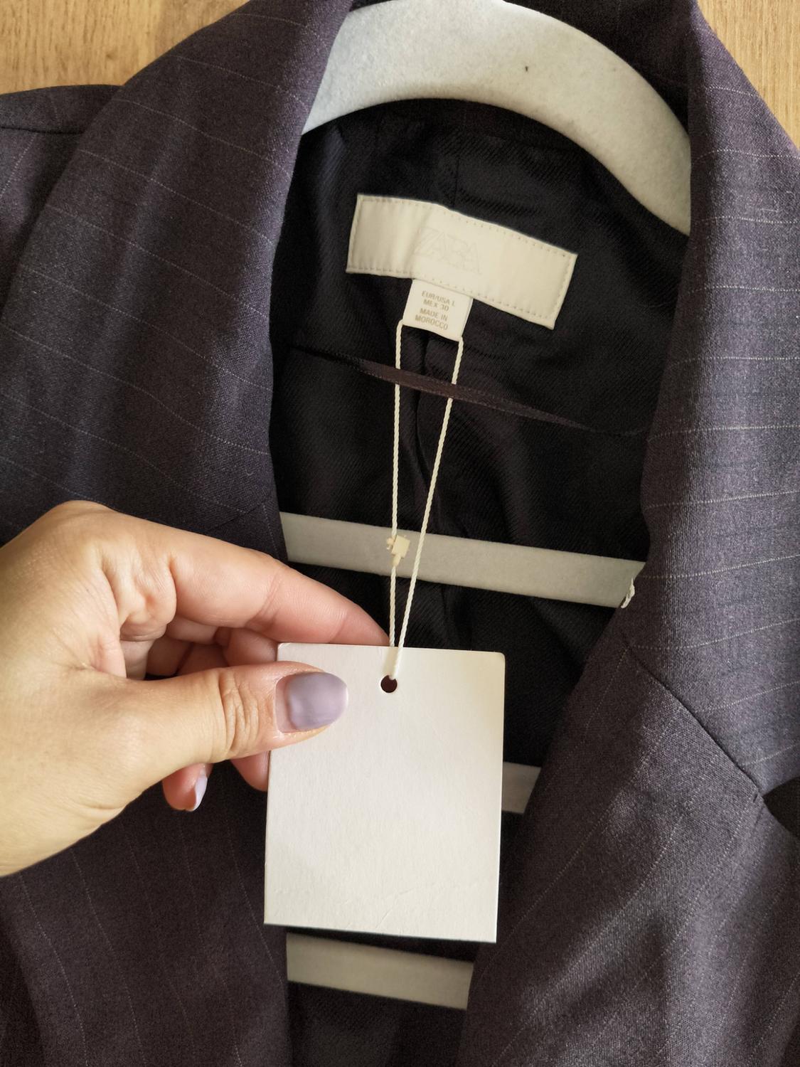 OVERSIZED DOUBLE-BREASTED PINSTRIPE BLAZER - Image 9