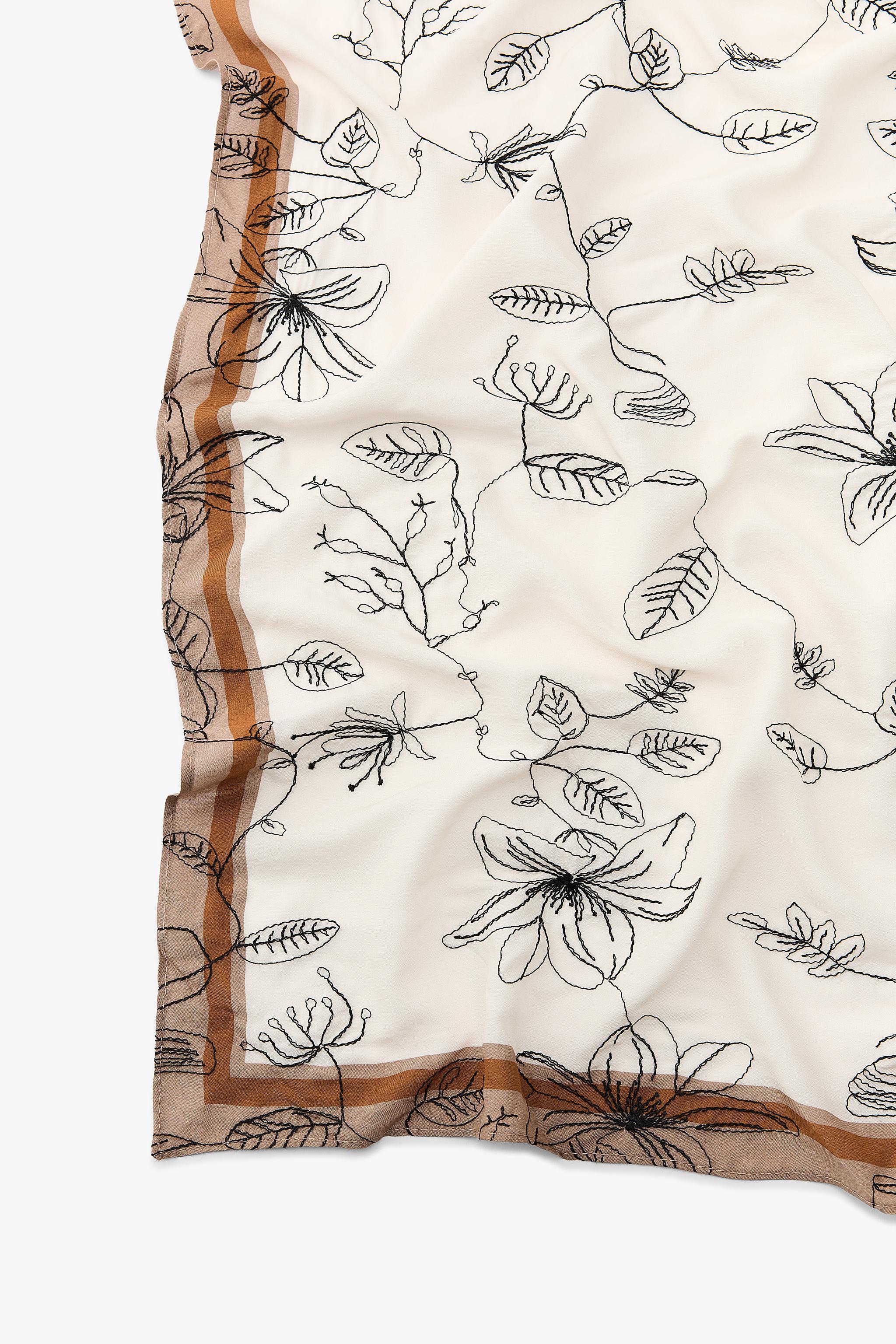 【ZARA】プリント柄スカーフ エクリュ | 3739/246/712 PRINTED SCARF - Ecru | ZARA Australia