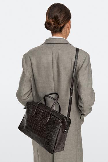 Medium leather textured duffle bag — Brown 2