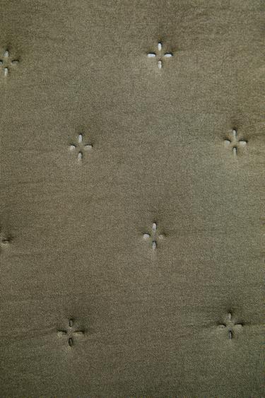 HOUSSE DE COUSSIN ÉDREDON MATELASSÉE À POIS - Vert de Zara - Image 2