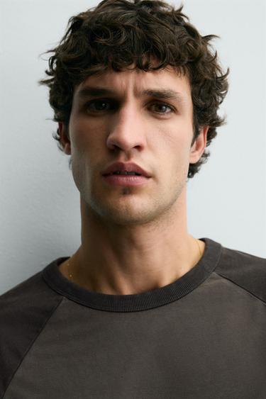 COLOUR BLOCK T-SHIRT - Anthracite grey by Zara