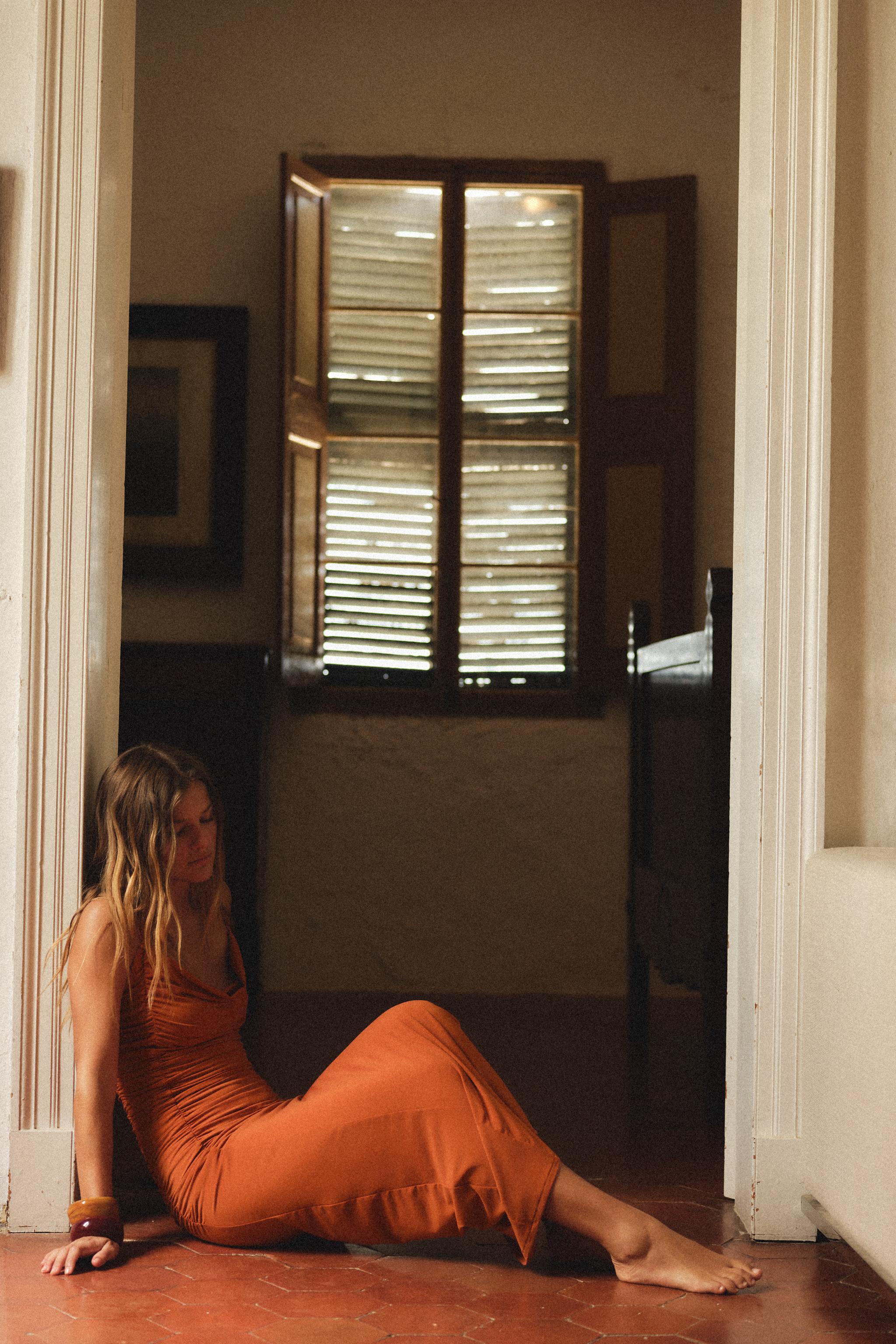 DRAPED RUCHED MAXI DRESS