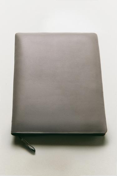 LEATHER CASE - Grey by Zara - Image 5