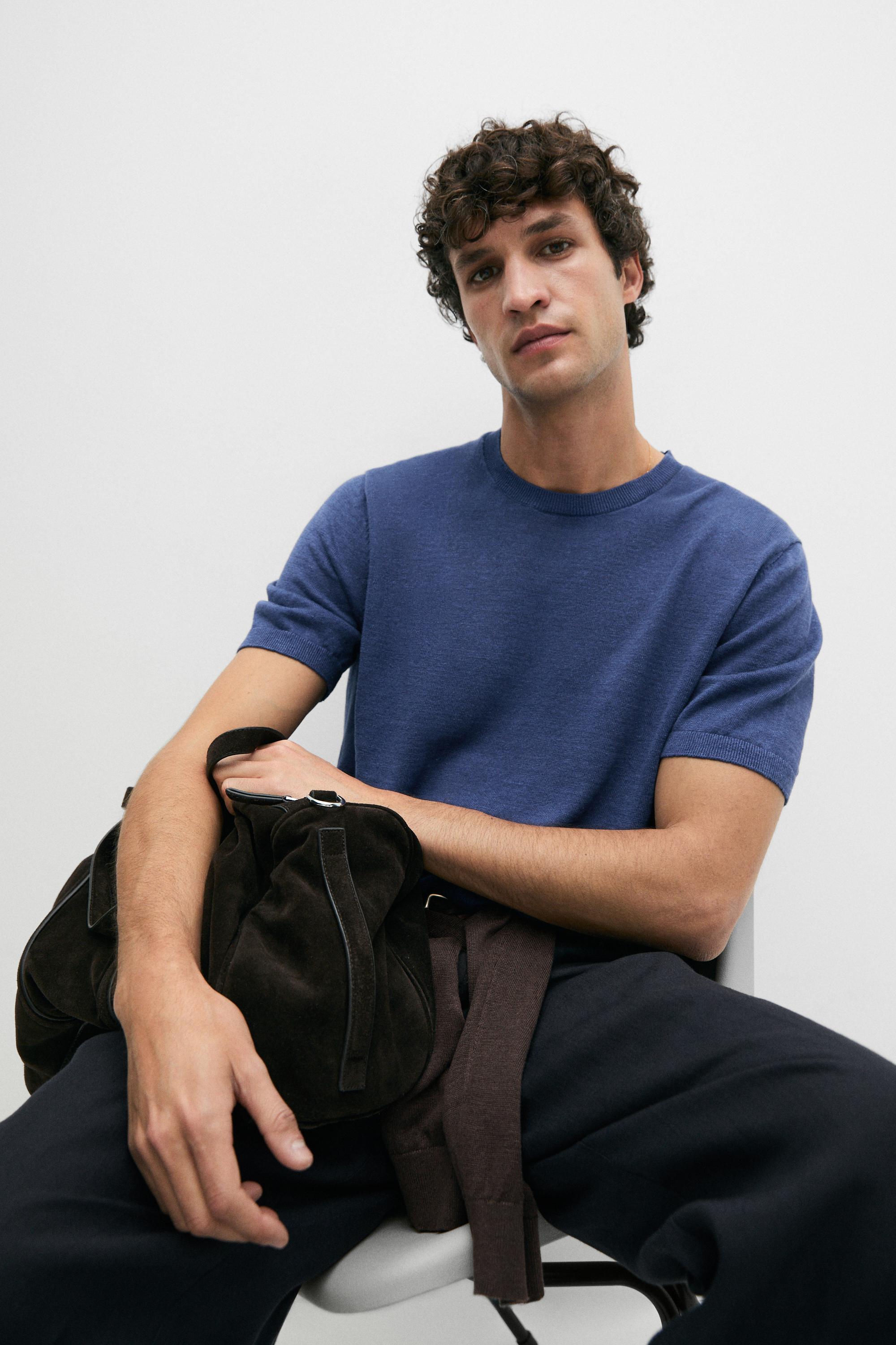 Lightweight 100% linen knit T-shirt