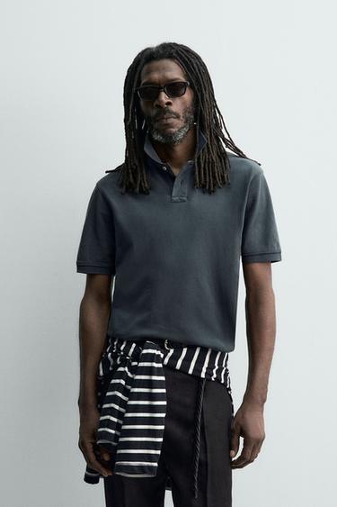POLO EN PIQUÉ DÉLAVÉ AARON LEVINE X ZARA - Bleu marine de Zara - Image 1