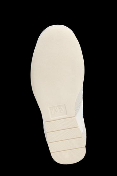 KOMBINIERTE SNEAKER - Weiß von Zara
