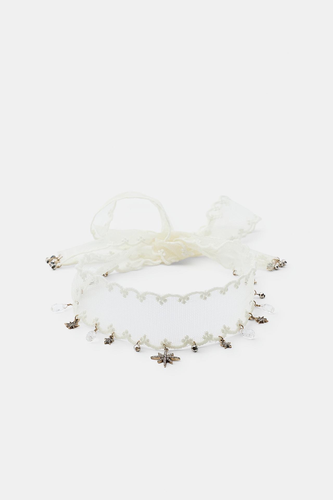 WOVEN CHOKER WITH CHARMS — White