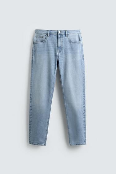 JEANS SLIM FIT بيزك - أزرق فاتح الخاص بـ Zara