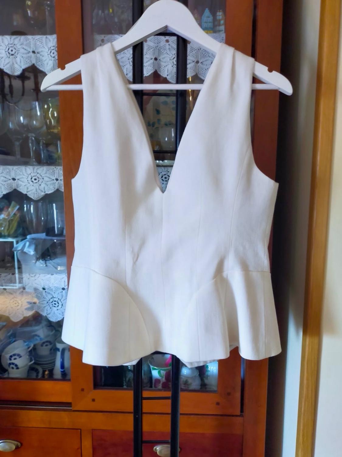 ZW COLLECTION LINEN BLEND VOLUME WAISTCOAT - Image 2