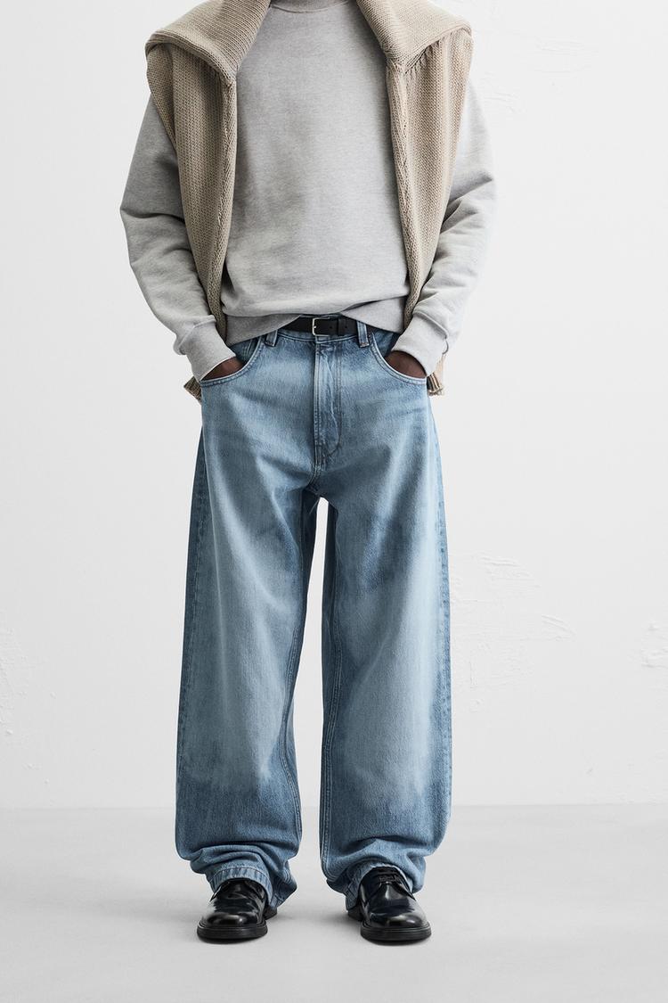 FADE BAGGY FIT JEANS