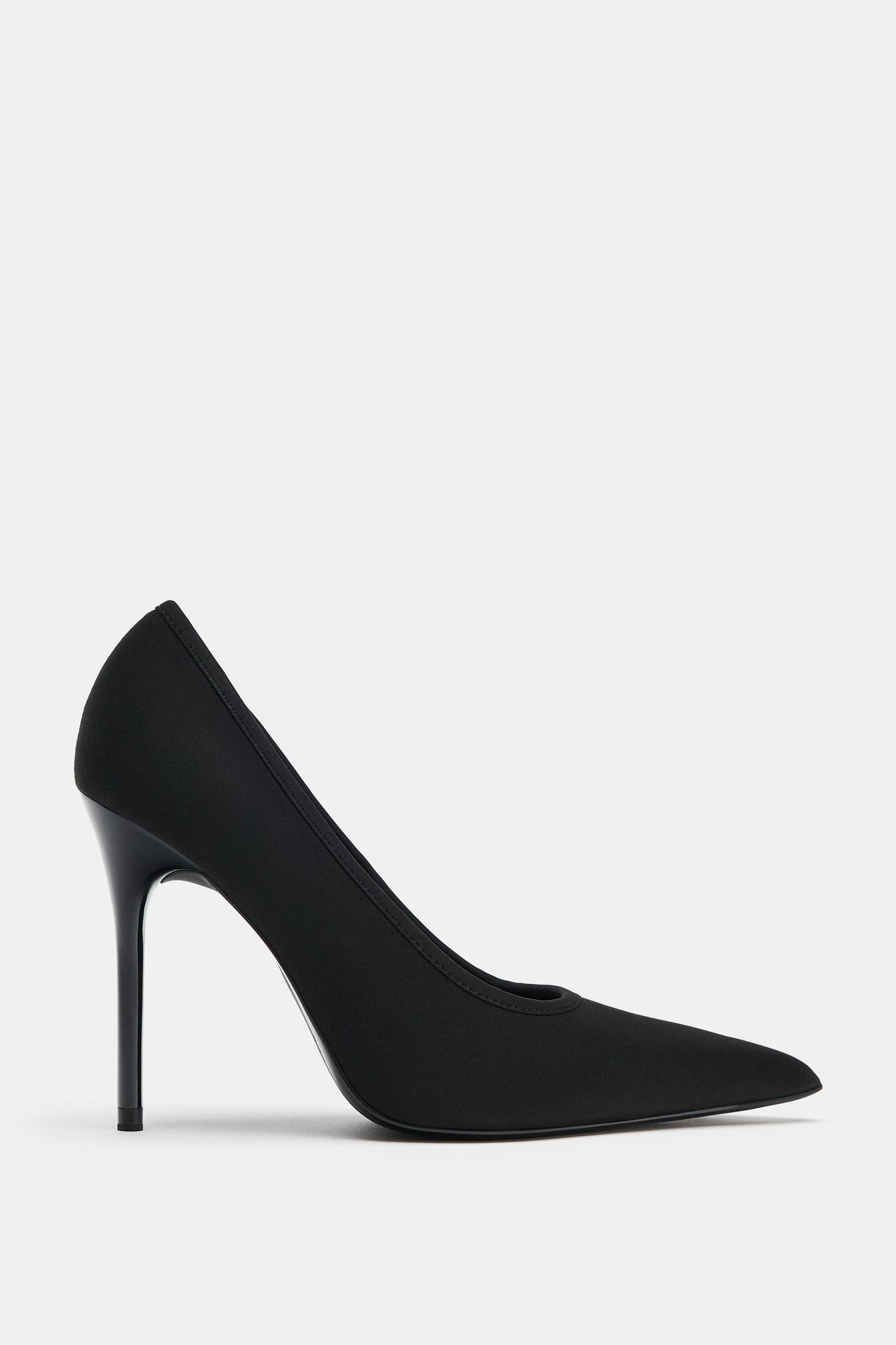 HEELED SHOES